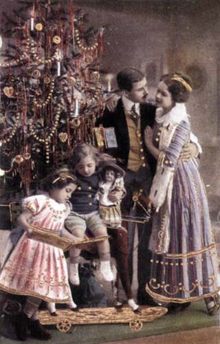 Я верю, что счастье сильнее смерти... Немного о куклах Генриха Хандверка