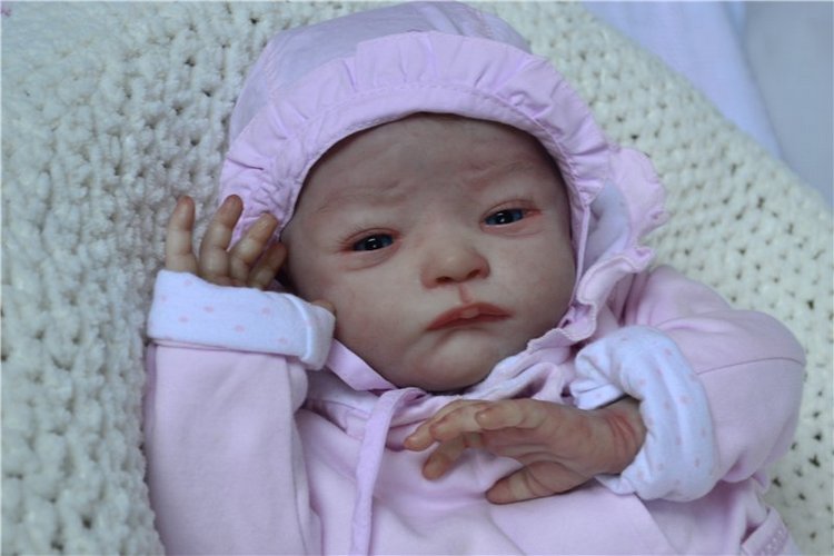 Кукла реборн из молда Вилль