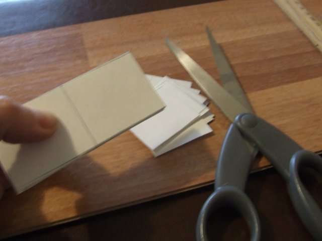 Мастер-класс "Создание принадлежностей для художника. Масштаб 1:12" (фото 7)