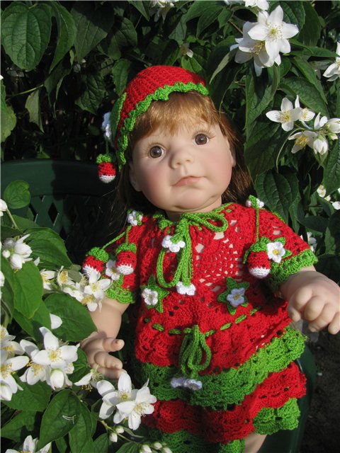 Платья для моих кукол.Вязалочки от Татьяны