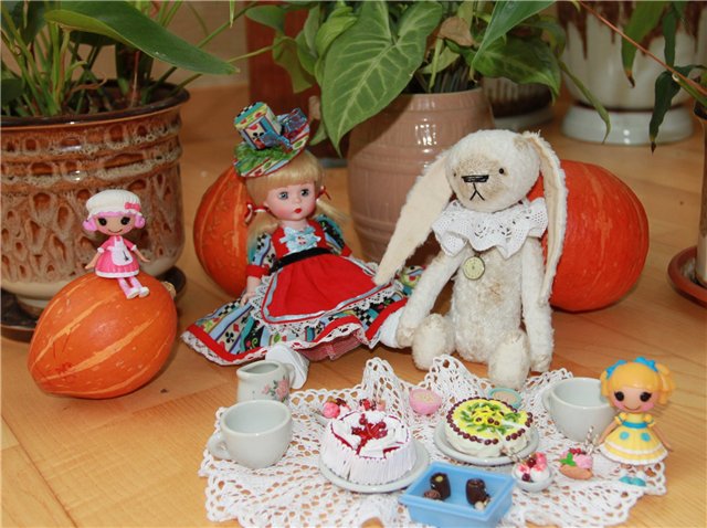 Алиса в стране чудес, совсем не по Льюису Кэрроллу Кукла Madame Alexander