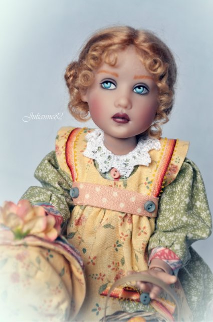 Оливия - девочка от Helen Kish