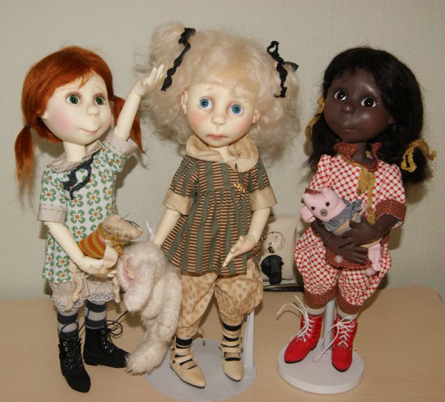 Команда девчат от Connie Lowe - Eppie Lizzie Martha и крошки Spocklets Meek and Gloom