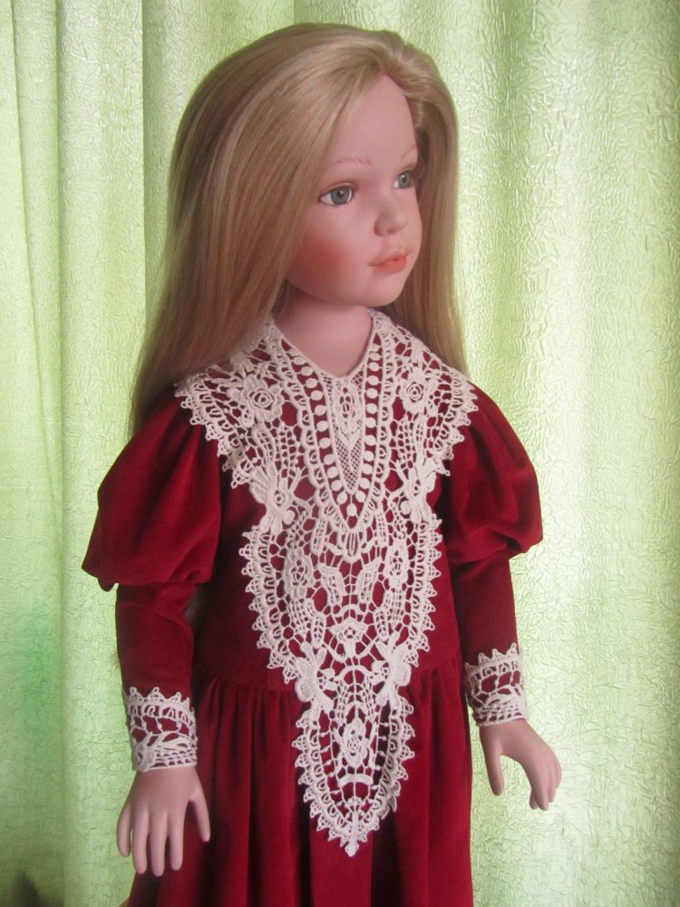 Фарфоровая кукла Ева - "реверанс позапрошлому веку"