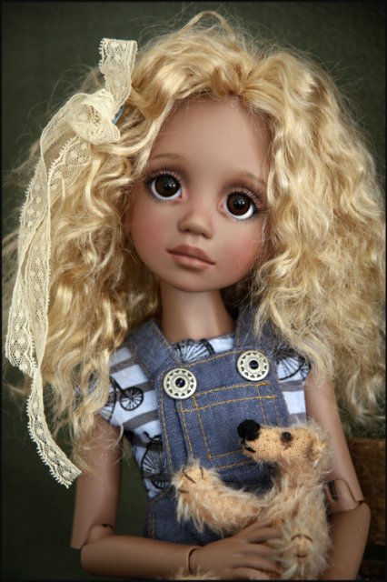 Новая девочка RUBY in milk chocolate skin tone от Liz Frost