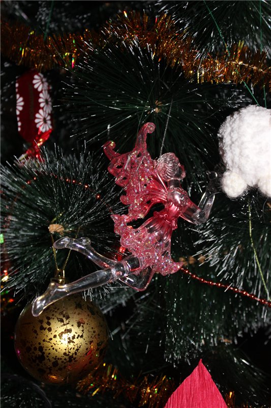 Наряжаем елку. Первое совместное фото под елкой | Бэйбики Наряжаем елку. Первое совместное фото под елкой (фото 3)