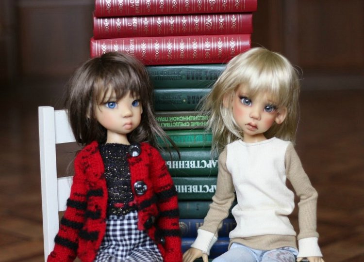Куклы Кае Вигс и любовь к чтению