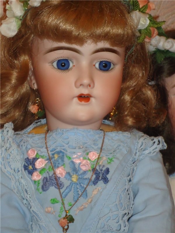 Прекрасные девочки от Heinrich Handwerck, молд 109 с маркировкой DEP (фото 2)