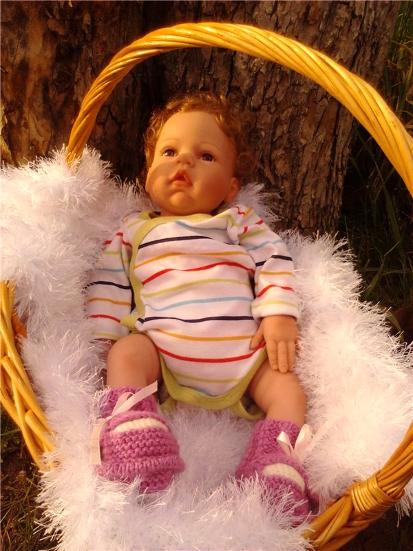 Моя малышка Алиса - Breath of Life Babies "Baby Amber" от Lee Middleton - на даче (фото 7)