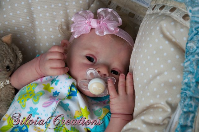 Молд с синдромом дауна PEBBLES в исполнении SILVIACREATIONS