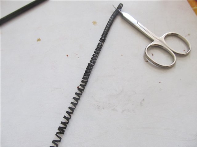 Мастер класс по кукольной миниатюре - Как мы лепили из пластики телефон для куклы (фото 4)