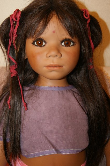 Kavita от Annette Himstedt - глаза смотрящие в душу