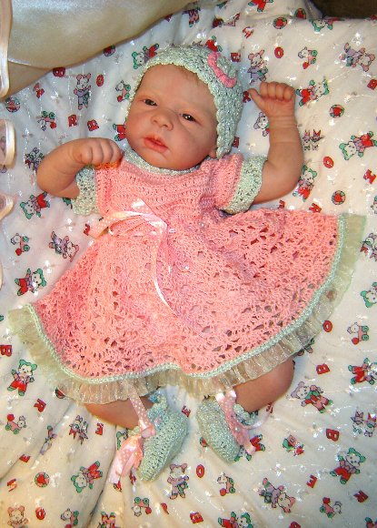 В ожидание весны.Кукольные наряды моих девочек