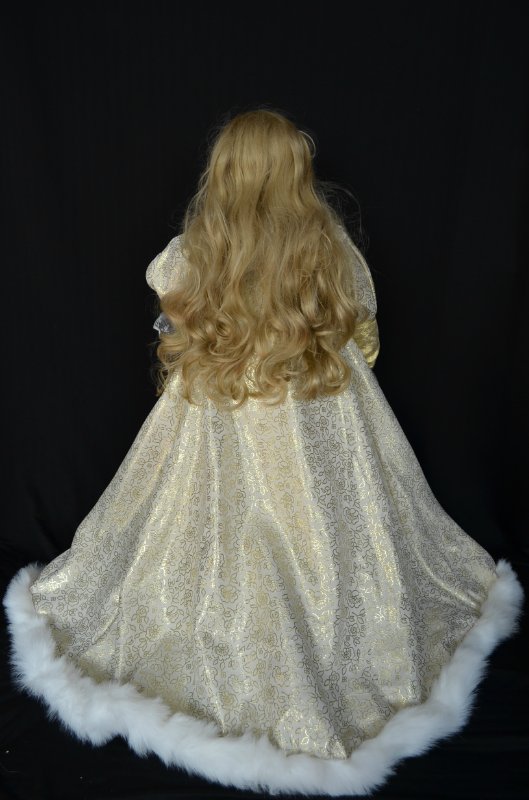 Очаровательная сказочная фарфоровая волшебница