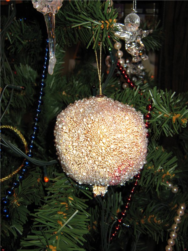 Фигурки изо "льда" (елочные игрушки 21 века)