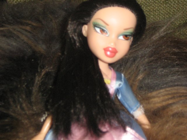 Модная фотосессия Джейди | Бэйбики Модная фотосессия Джейди — Куклы Bratz (Братц) и Moxie Girlz: MGA (фото 2)