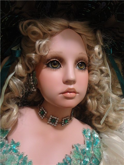 Златовласая, зеленоглазая и такая загадочная Морган (фото 3)