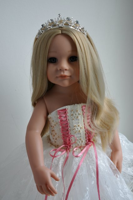 Домашняя жемчужинка. Примерочная мадам Darser. Gotz