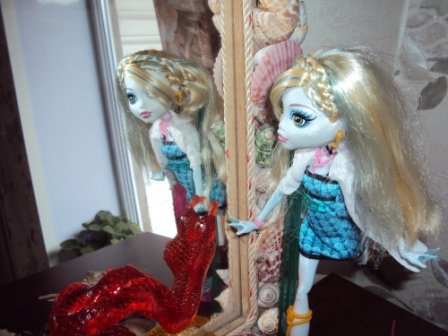 Monster High: Первые фото Лилии ( Lagoona Blue) (фото 8)