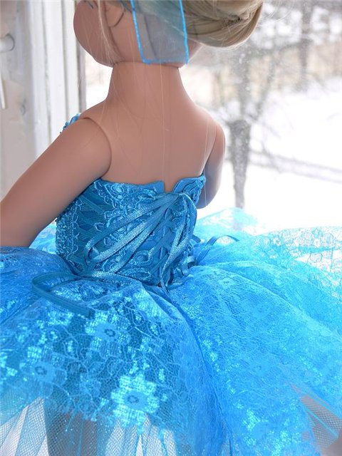 Примерка платья))) — Одежда и обувь для кукол своими руками: фото (фото 4)