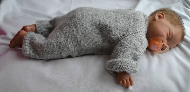 Реборненок для ребенка — Куклы Nines d'Onil (Нинес): Миа (Mia) (фото 5)