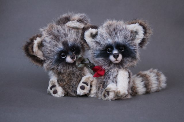 Рождественские еноты Пьер и Густав. Игрушки ручной работы (фото 6)