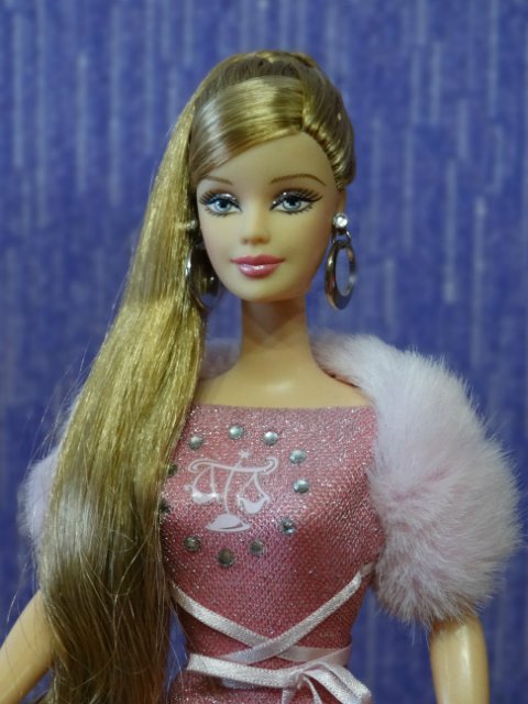 Вторая половина моей коллекции кукол Барби