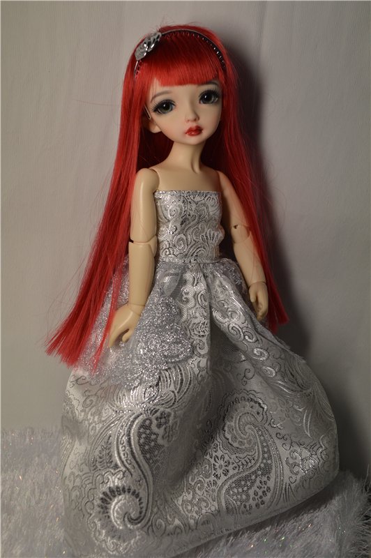 Алиса в ожидании Нового Года