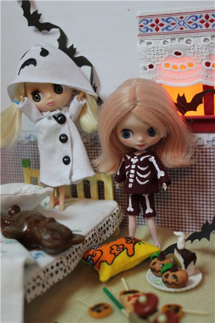 Миниатюра в одежде для кукол (фото 4)