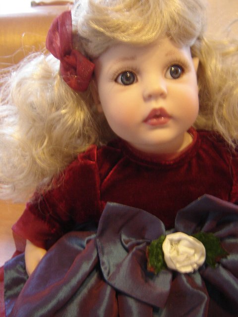 кукла от Artista Charisma