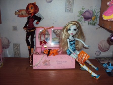 Monster High: Как две красавицы гулять в сад ходили (фото 2)