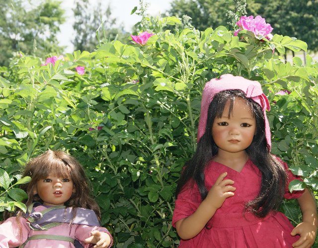 Теперь уже русские красавицы Tscharle и Munira от Аннет Химстедт