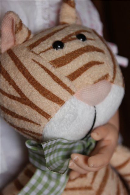 Малышки Лени (Leni , 2008) и Шани (Shani, 2010) от Hildegard Gunzel. Резин