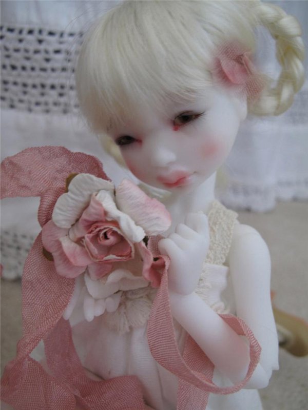 Lunn от Dust Of Dolls