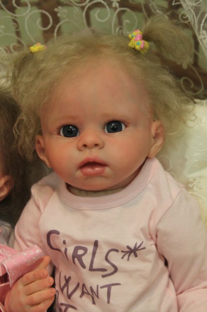 Наши мастера на выставке кукол - Тишинка 2013 | Бэйбики Наши мастера на выставке кукол - Тишинка 2013 (фото 6)