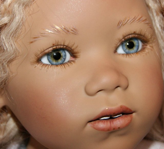 Плакса - вакса Инке и веселые девчата и мальчишки - Поль, Хьго, Ива и Таночка