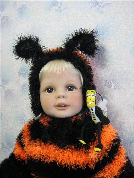 То ли пчёлка, то ли шмель, толь другой какой то зверь (фото 7)