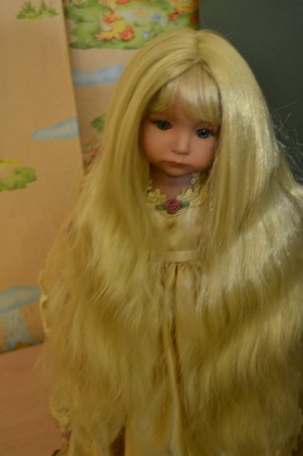 "Посреди золотого поля встанет..." - "золотая" кукла от Линды Рик