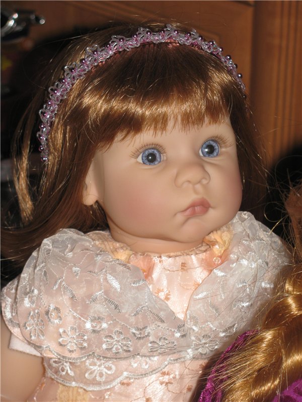 Григорий в гостях у подружек Lee Middleton (фото 10)