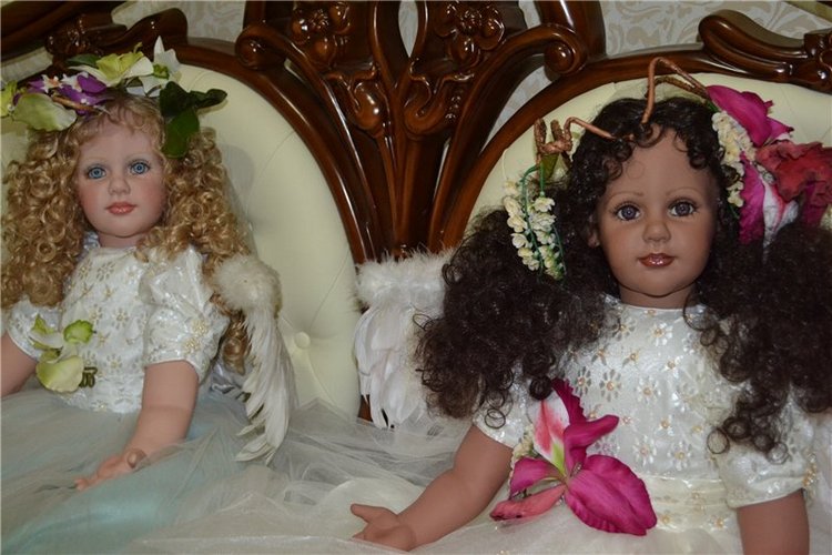 Ангелы Файзах Спанос. Blessings Bloom Around Me