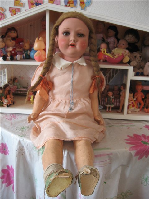 Антикварная кукла от Armand Marseille
