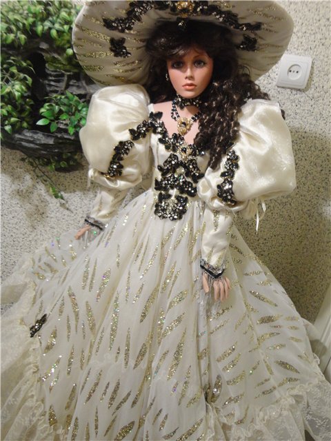 Я назвала ее Золотая Звезда. Фарфоровая кукла от Русти