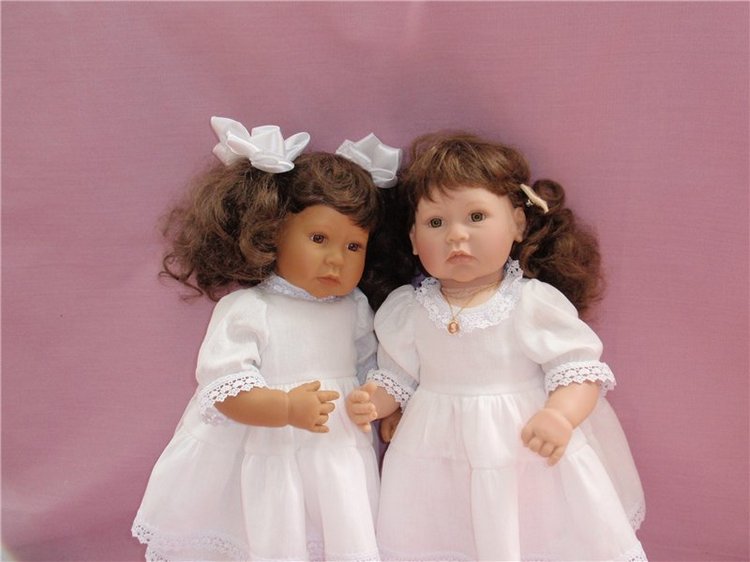 Вот такие нижние платьица нарядницам Lee Middelton