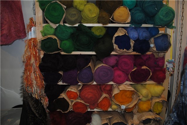 Выставка на Тишинке "Атмосфера творчества". Октябрь 2014. Бусинка к бусинке - получаются бусики! Кружево для антикварных