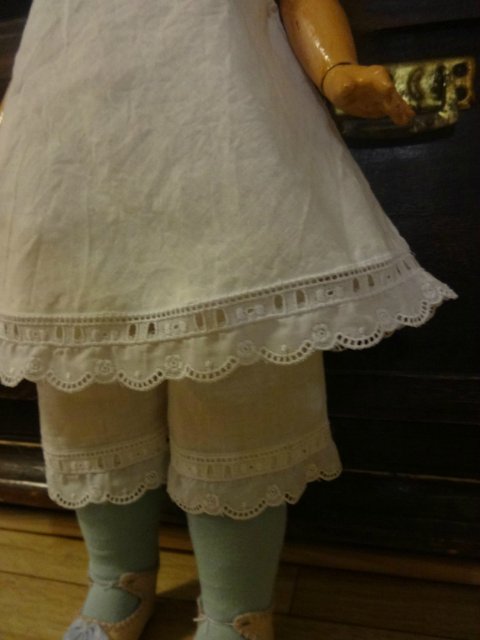 Я называла её Ася. Armand Marseille