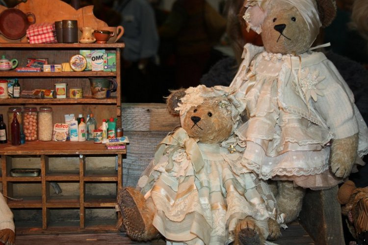 Выставка кукол, мишек тедди, кукольных домиков и миниатюры в Нидерландах. Продолжение
