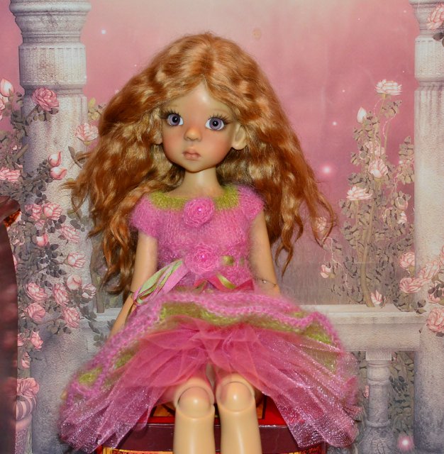 Весеннее настроение. Платья для кукол Kaye Wiggs