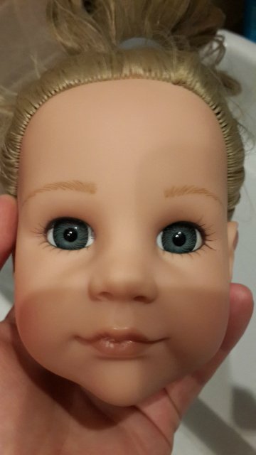 Как я выровняла глазки Ханночке (фото 2)