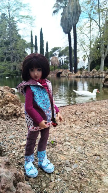 Поезд в Барселону дремлет, или, Мне ещё три платья надеть осталось