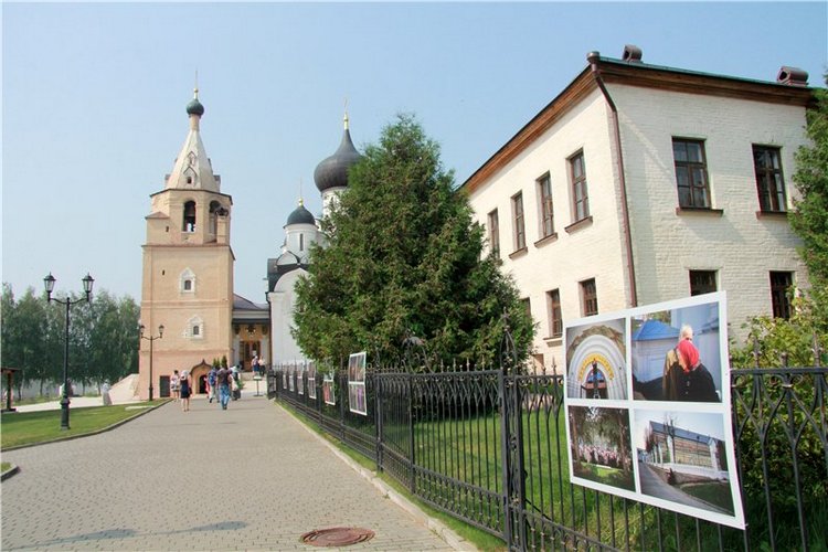 До свидания, Июль! Minouche от Sylvia Natterer